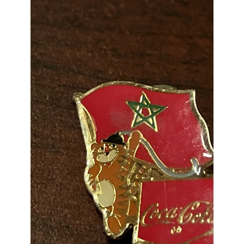 Vintage 1988‎ Seoul Olympics Coca Cola Hodori Tiger Morocco Flag Lapel Pin